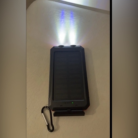 Solar Power Bank 32800 mAh with Flashlight, Dual USB, Waterproof – Black NWT - Picture 15 of 16